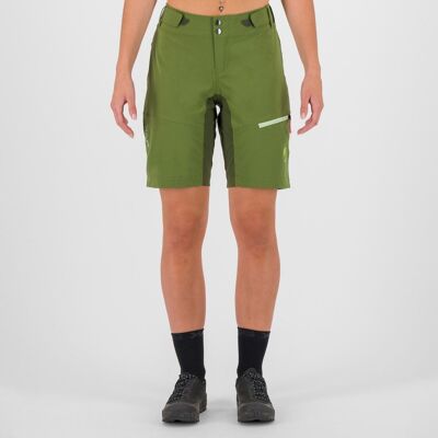 Val Viola Shorts - Walking shorts - Women's