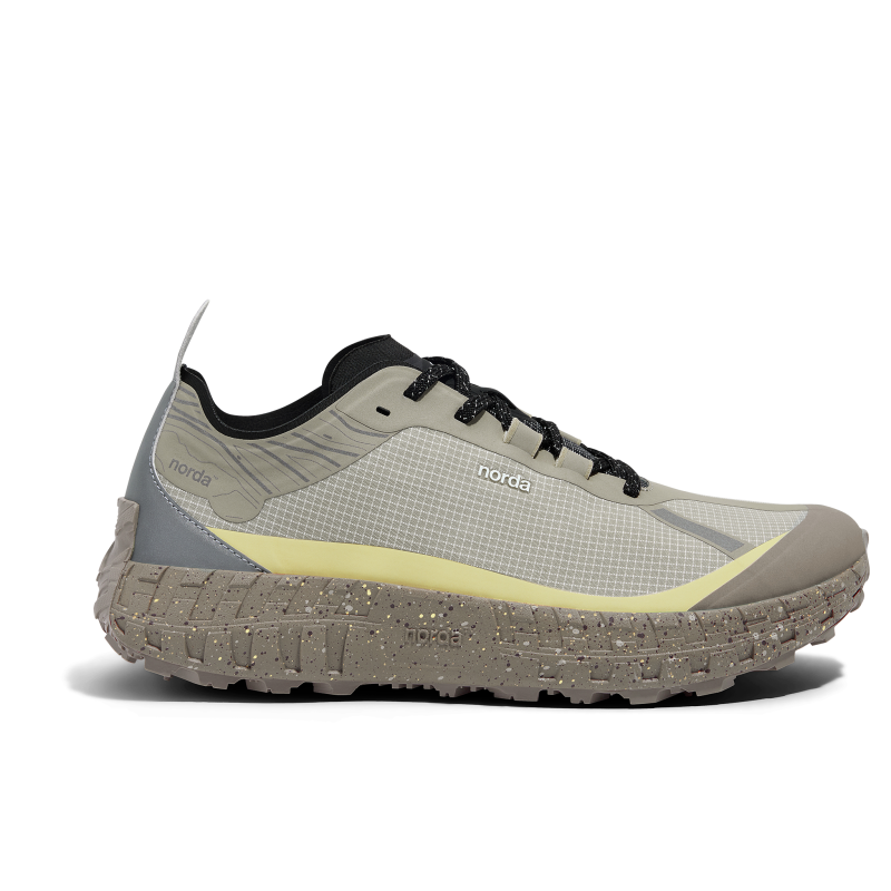 001A - Trail running shoes - Men's