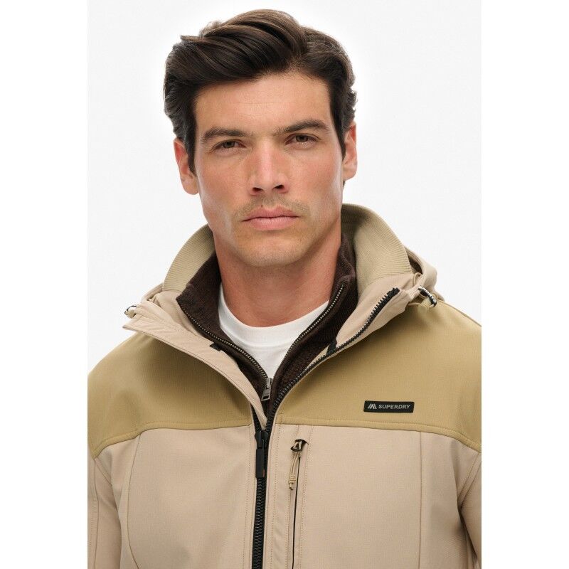 Superdry Hooded Softshell Tech Trekker - Waterproof jacket - Men's | Hardloop