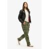 Superdry Low Rise Straight Cargo Pant - Calça mulher | Hardloop