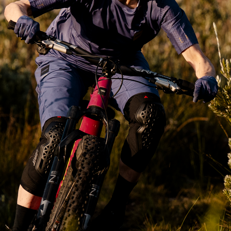 Leatt FlexMesh - Rodilleras MTB | Hardloop