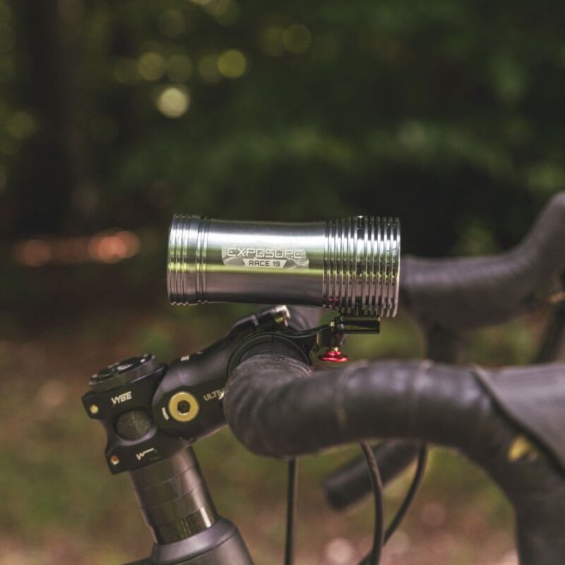 Exposure Lights Race 19 Gun - USB-C Charging - Bike front light | Hardloop