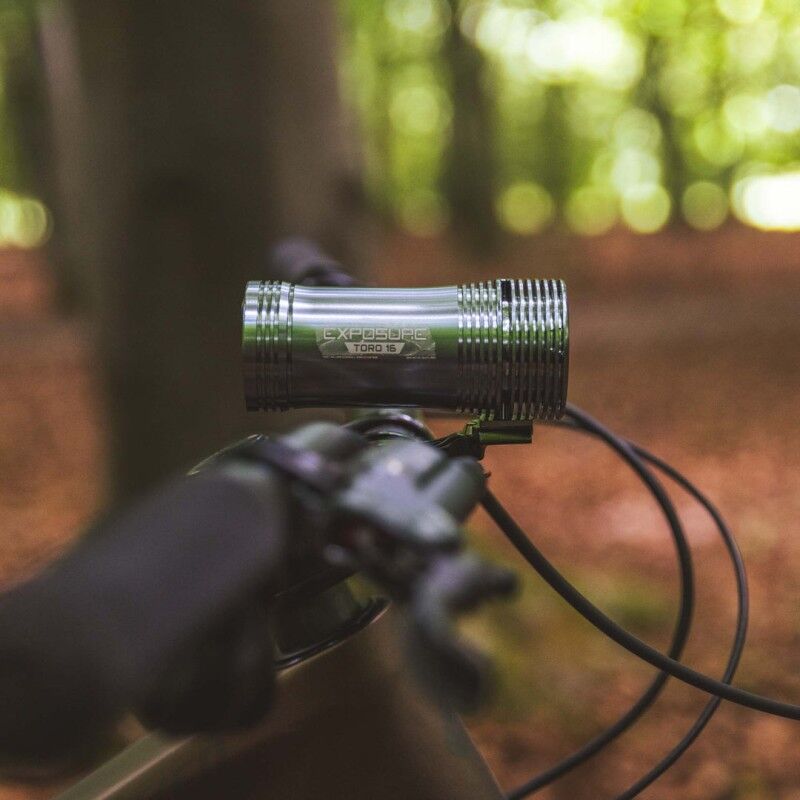 Exposure Lights Toro16 - USB-C Charging - Přední světla na kolo | Hardloop