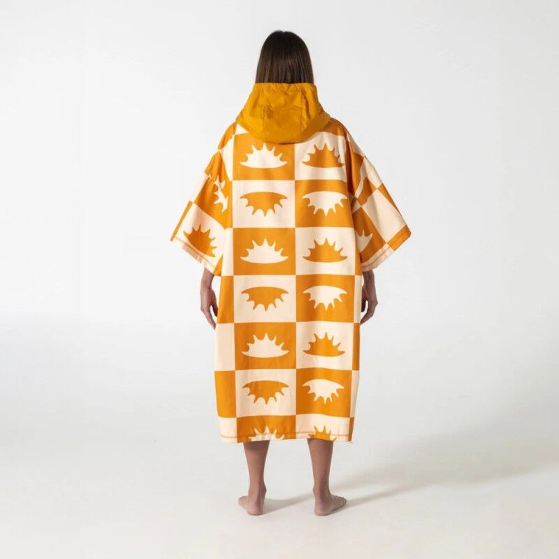 Voited Lightweight Changewear Poncho - Ponczo | Hardloop