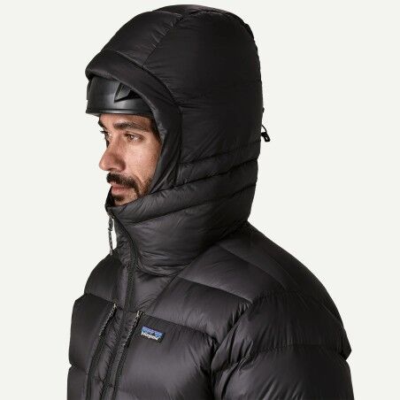 Patagonia Men's Fitz Roy Down Hoody 黒 L Patagonia Men's Fitz Roy Down Hoody - Cascade Green – Totem Brand Co.