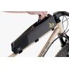 Apidura Backcountry Long Top Tube Pack - Cykelramsväska | Hardloop