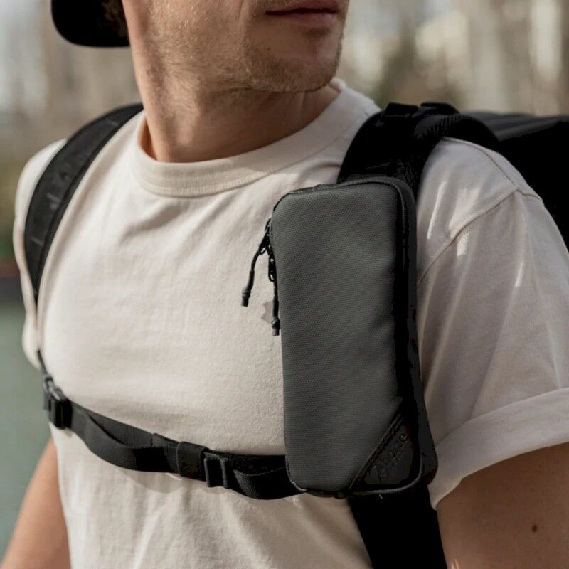 Haize Project Shoulder Pocket - Reisaccessoires | Hardloop