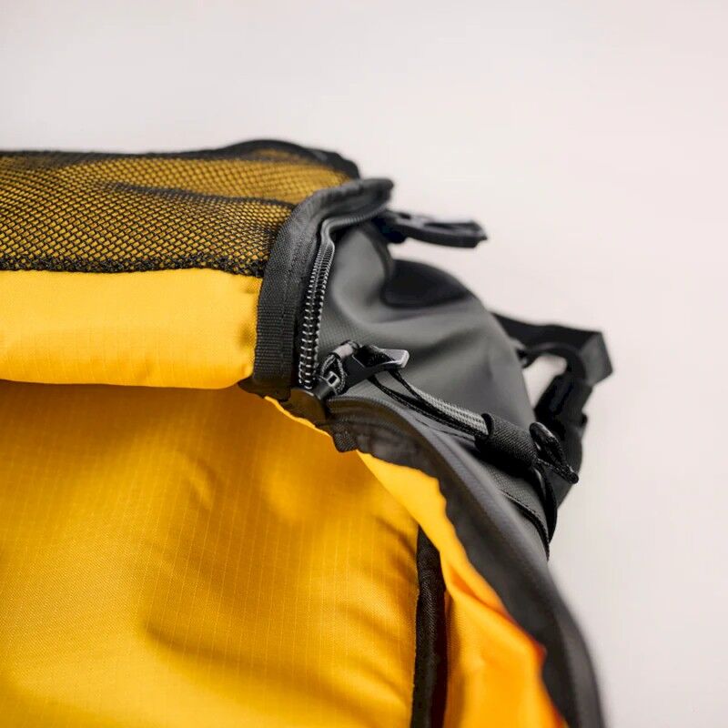 Haize Project Clamshell 38 Original - Plecak turystyczny | Hardloop