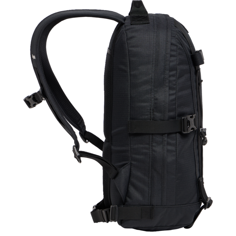 Haglöfs Tight Pro Medium - Plecak turystyczny | Hardloop
