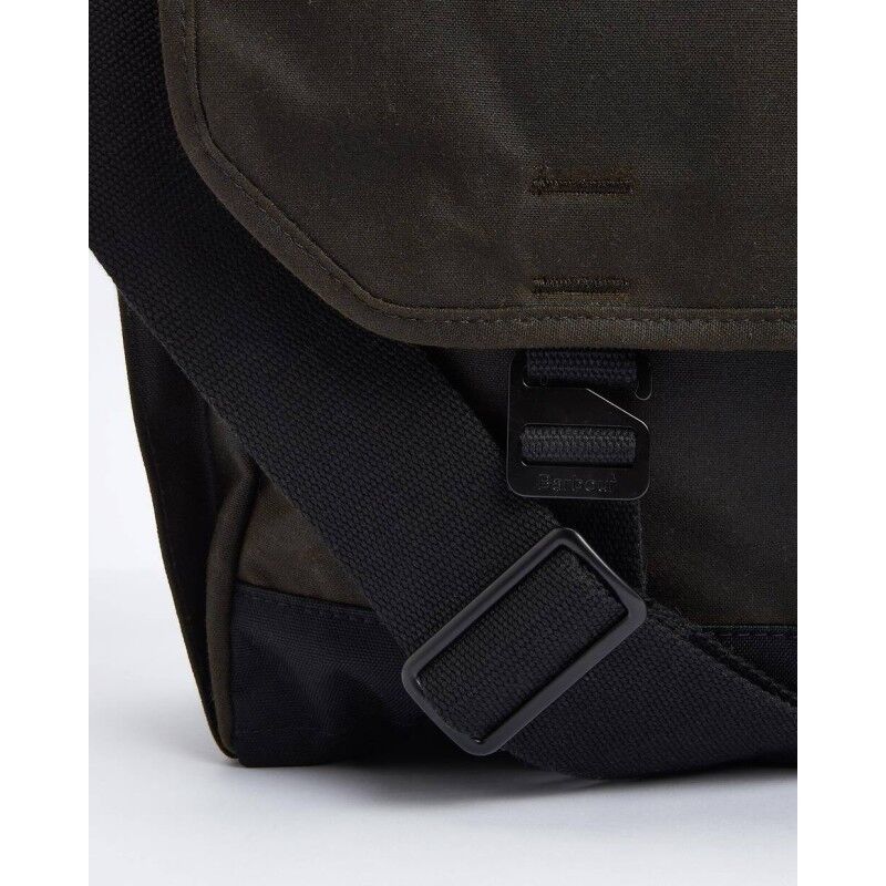 Barbour Field Wax Messenger Bag - Bandolera | Hardloop