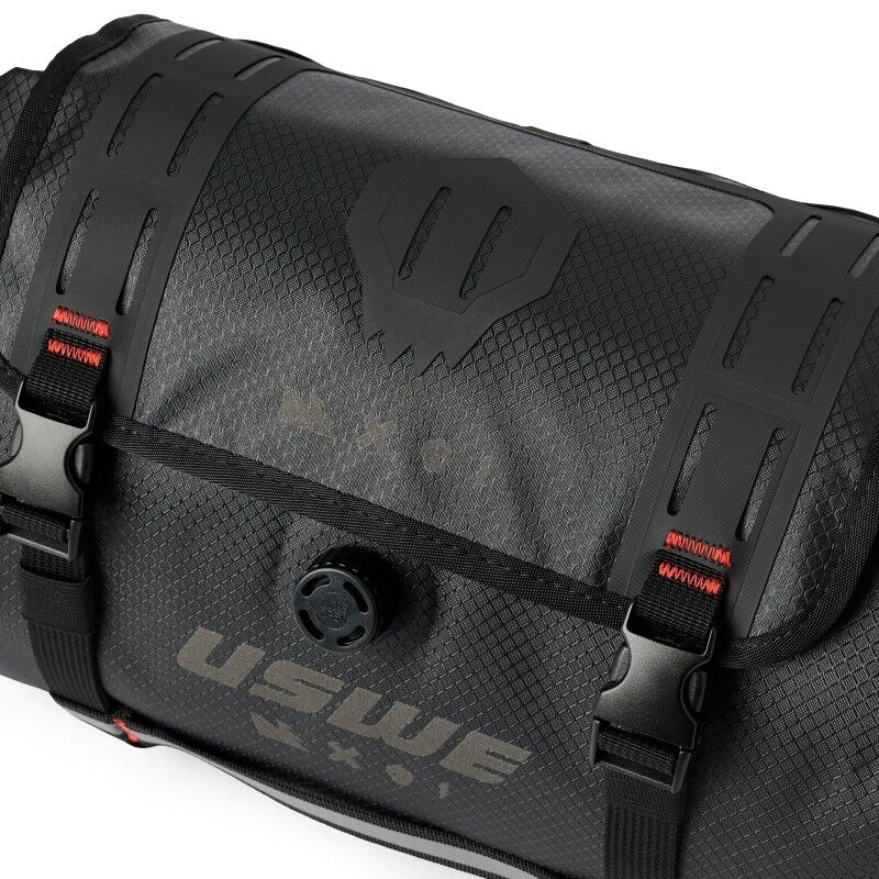 Uswe Handlebar Roll-Top Bag - Handlebar bag | Hardloop