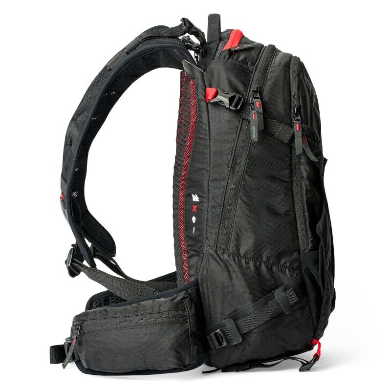 Uswe Zippered VST - Backpack | Hardloop