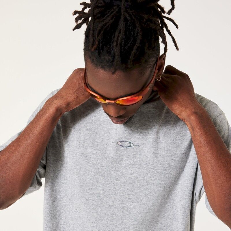Oakley Stacked Metal Tee - T-shirt homem | Hardloop
