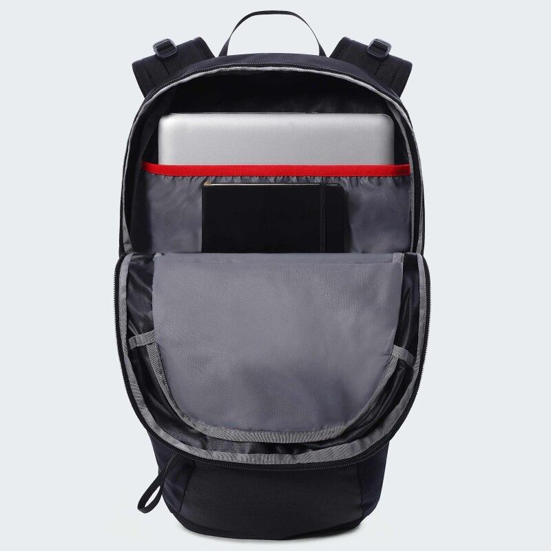 The North Face Basin 18 - Walking backpack | Hardloop