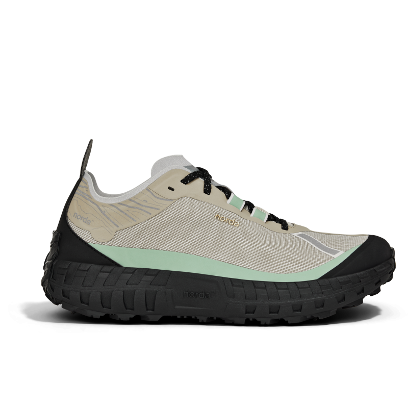 001A - Buty trailowe meskie