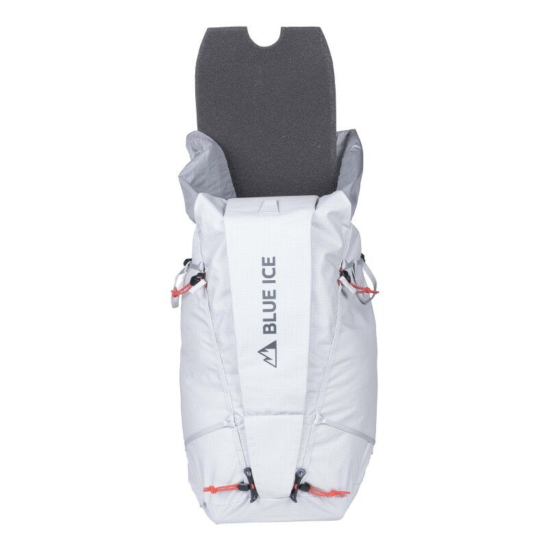 Blue Ice Stache Ice 38 - Mountaineering backpack | Hardloop
