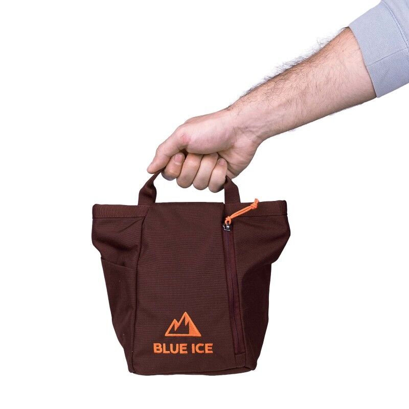 Blue Ice Sitter Chalk Bucket - Chalk bag | Hardloop