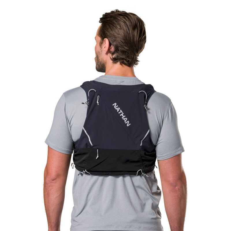 Nathan Pinnacle 2.0 12L - Hardloopbodywarmer - Heren | Hardloop