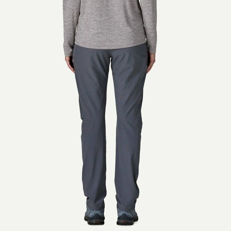 Patagonia W's Terravia Trail Pants - Short - Calça de caminhada mulher | Hardloop