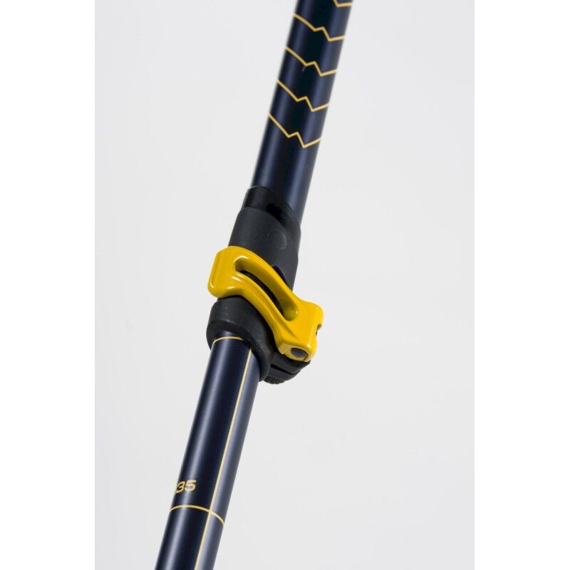 TSL Outdoor ALTI A2 ULTRA CROSS Twist - Vandringsstavar | Hardloop