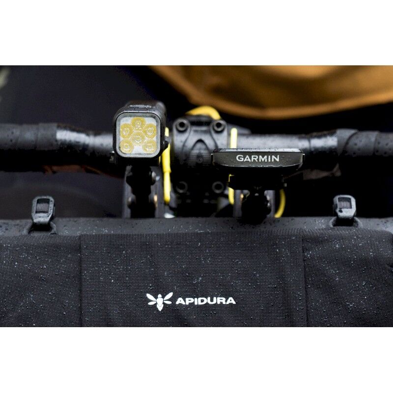 Apidura Expedition Accessory Arm | Hardloop