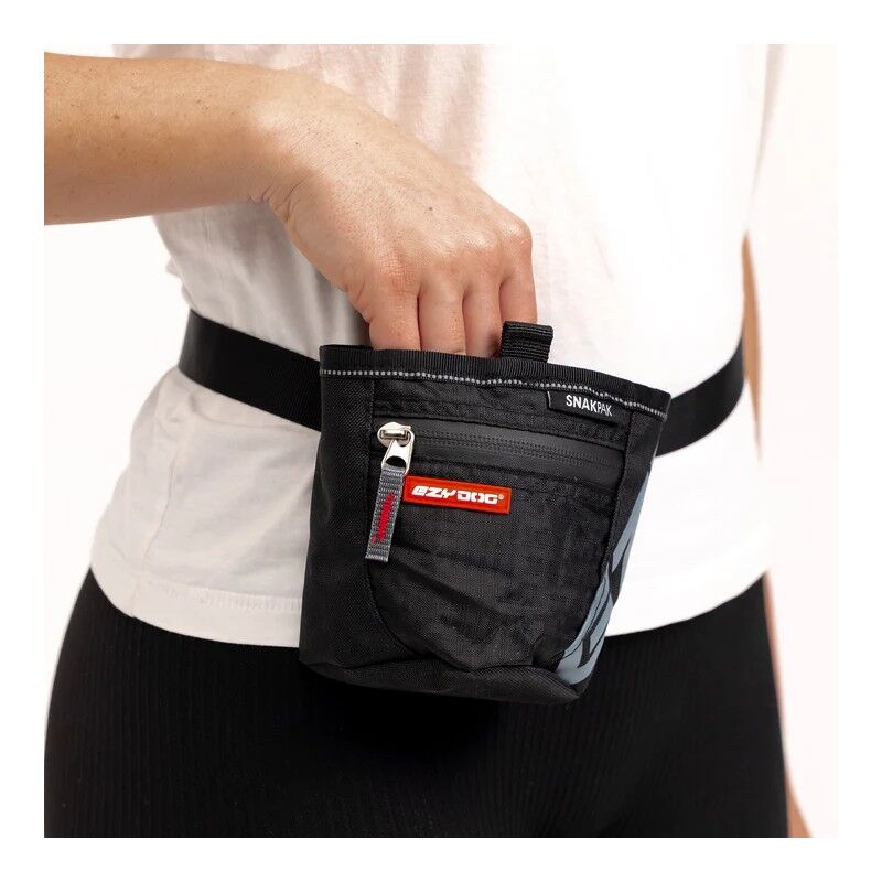 EzyDog SnakPak Treat Bag - Dog gear | Hardloop