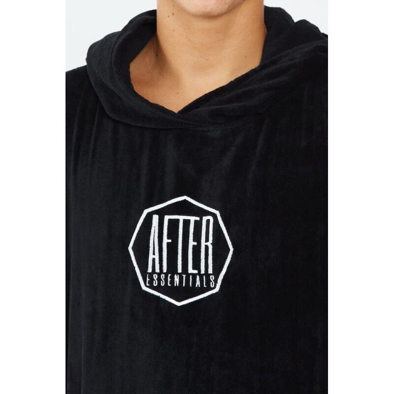 After Essentials Logo - Pončo | Hardloop