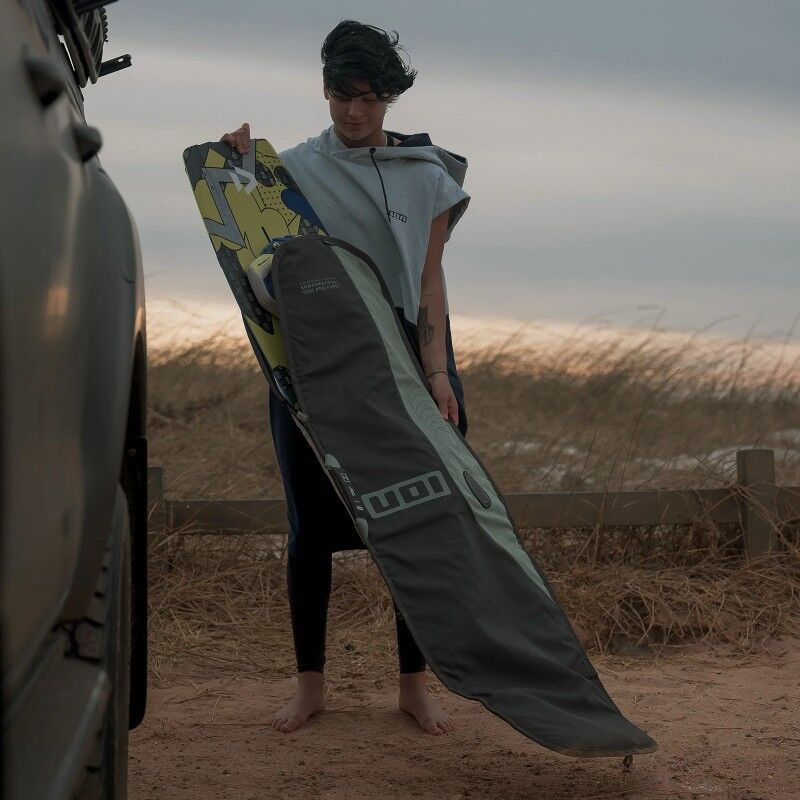 ION Boardbag Twintip Core - Kitesurf Boardbag | Hardloop