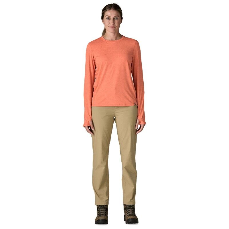 Patagonia W's L/S Cap Cool Sun Shirt - UV Shirts - Dam | Hardloop
