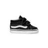 Black / True White