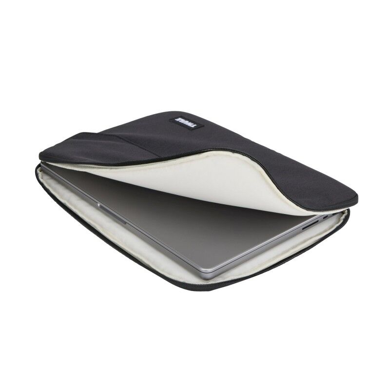 Thule Lithos Sleeve MacBook Pro - Laptop bags | Hardloop