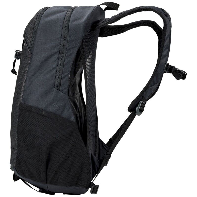 Thule Nanum 18L - Walking backpack | Hardloop