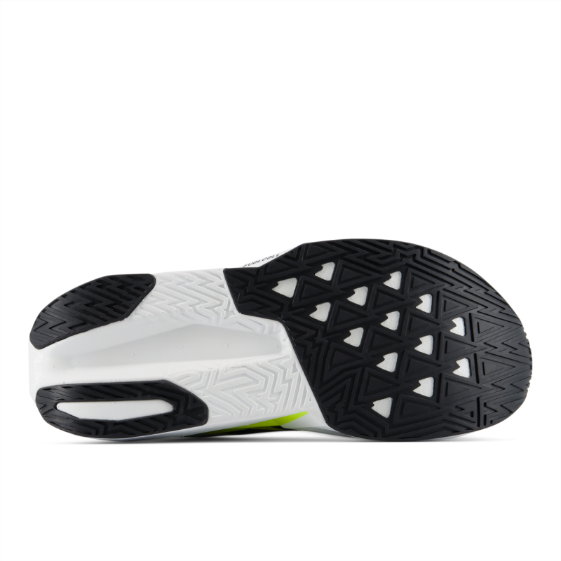 New Balance FuelCell Rebel V5 - Juoksukengät - Miehet | Hardloop