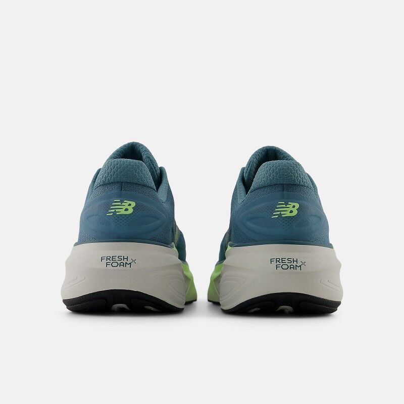New Balance Fresh Foam More V6 - Running shoes - Men's | Hardloop