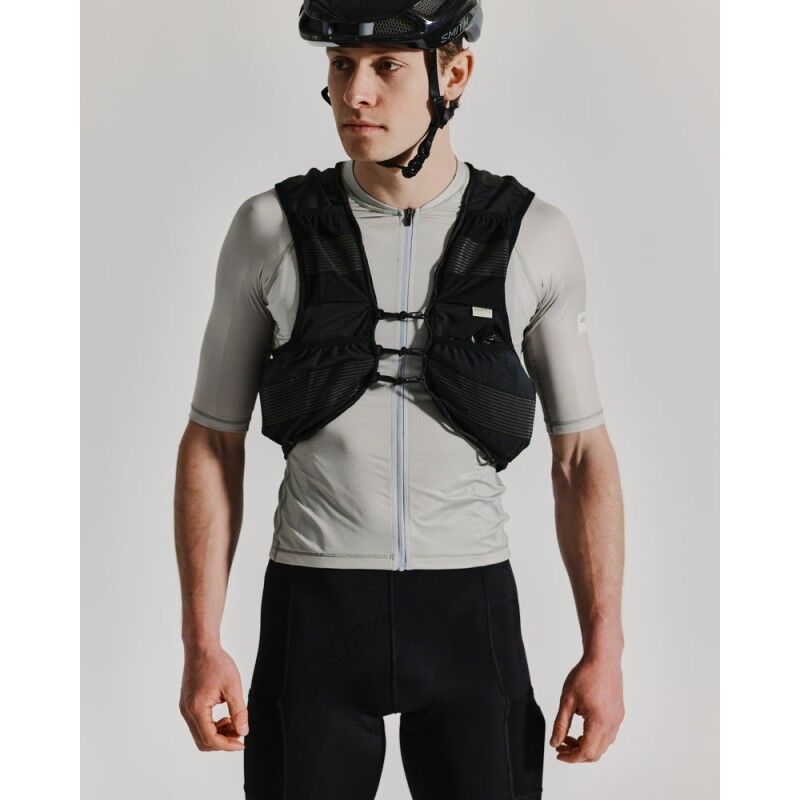 Albion Visibility Cargo Vest - Cykelväst | Hardloop