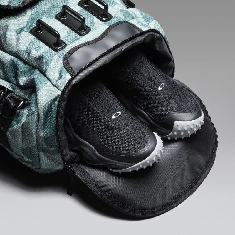 Oakley Kitchen Sink - Backpack | Hardloop
