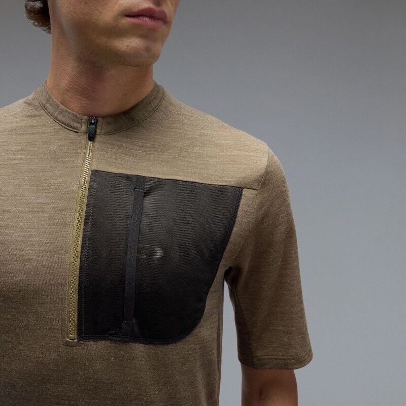 Oakley Off Grid Ss Tech Tee - Pyöräilypusero - Miehet | Hardloop
