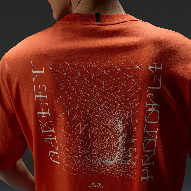 Oakley Reserve Momento Protopia Tee - T-Shirt - Herren | Hardloop