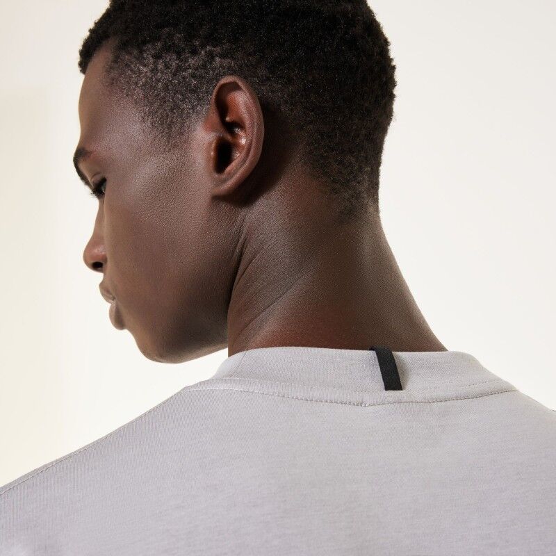 Oakley Driven Tee - T-shirt - Herrer | Hardloop