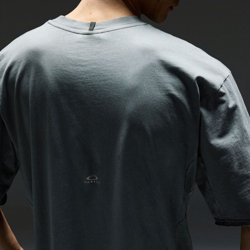 Oakley Latitude Veil Tee - T-Shirt - Herren | Hardloop