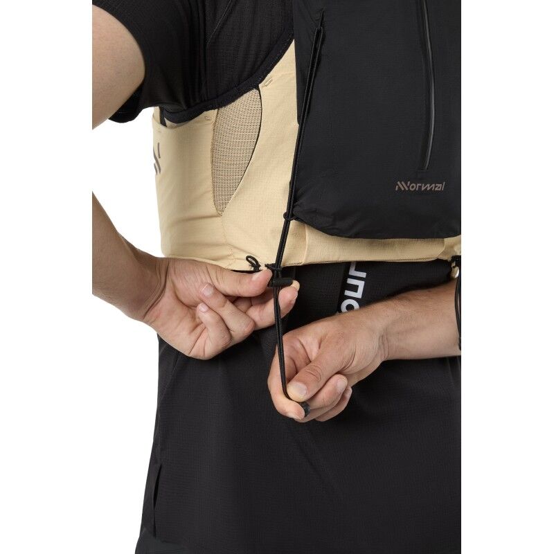 NNormal Race Vest - Løbevest | Hardloop