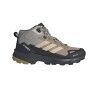 Core Black / Sand Green / Chalky Brown