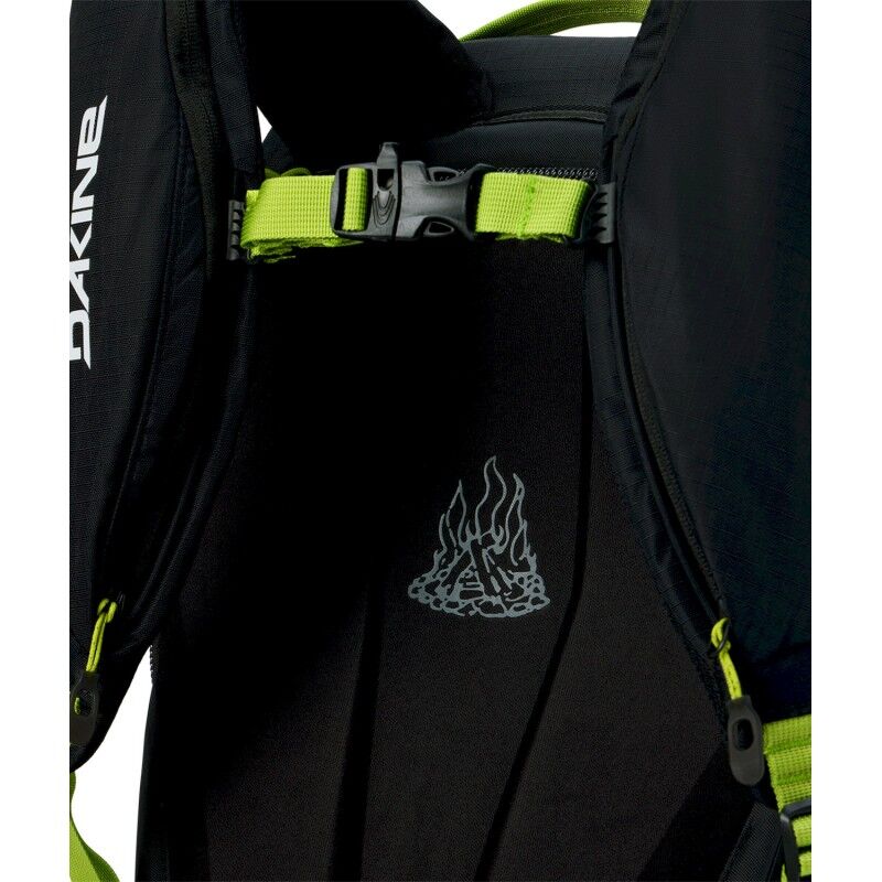 Dakine Poacher Backpack 22L - Plecak narciaski | Hardloop