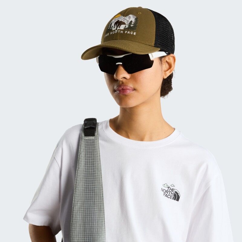 The North Face Embroidered Mudder Trucker - Pet | Hardloop