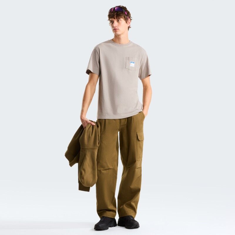 The North Face Mountain Logo Relaxed Short Sleeve Tee - T-shirt - Uomo | Hardloop