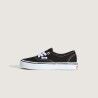 Black / True White