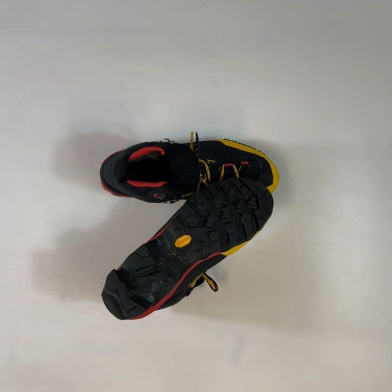 La Sportiva Aequilibrium ST GTX - Second Hand Vuoristokengät - Miehet - Musta - 43.5 | Hardloop