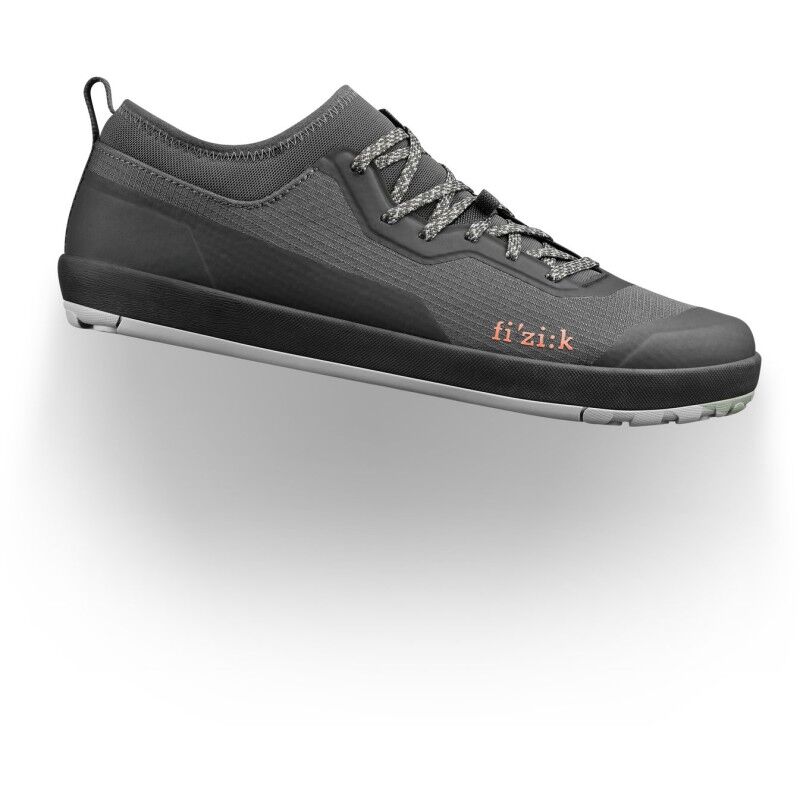 Fizik Versor Flat 2.0 - Mountain Bike shoes | Hardloop
