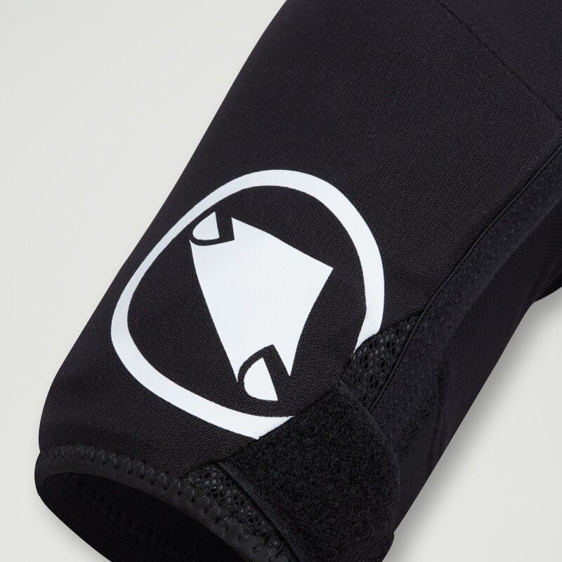 Endura Strack Elbow Pad - Albuebeskyttere | Hardloop