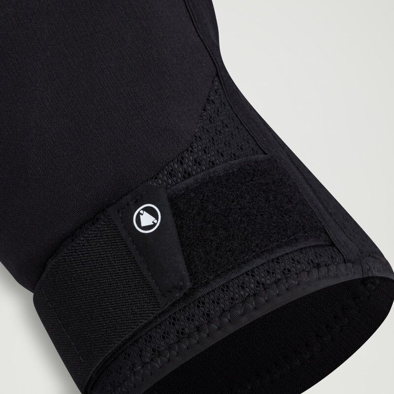 Endura Strack Elbow Pad - Albuebeskyttere | Hardloop